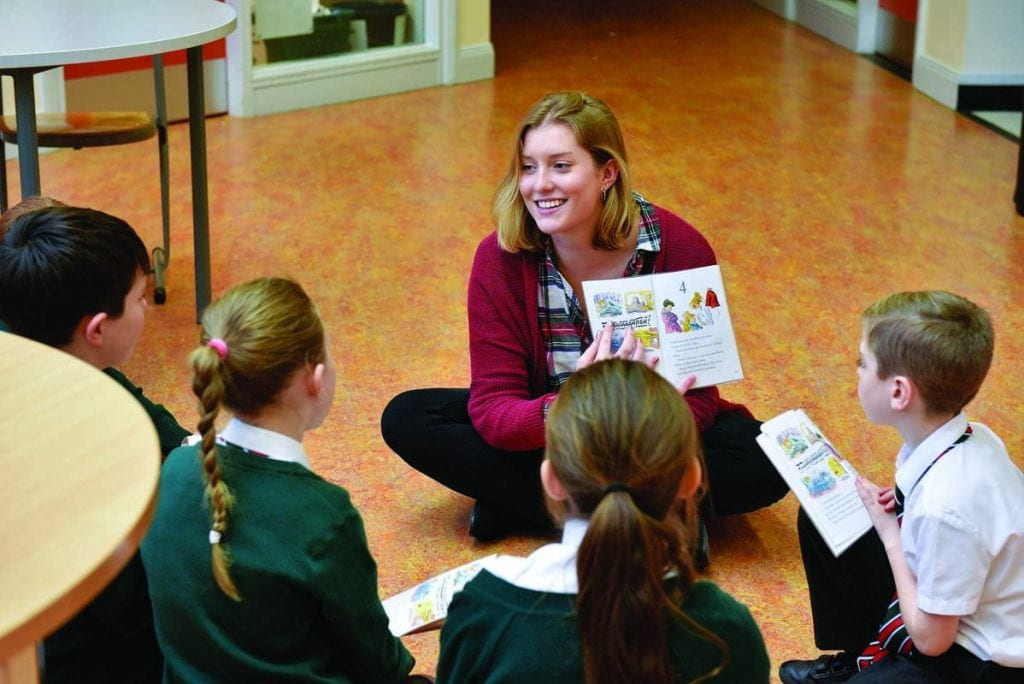 Gabrielle Randall ’19 Student Teaching in Belfast